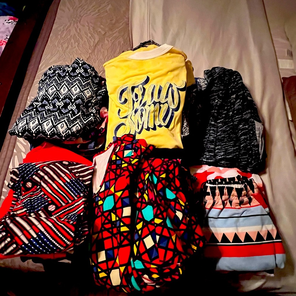 Colorful Lularoe Graphic T-Shirts, Leggings, Sweaters, and Ambers